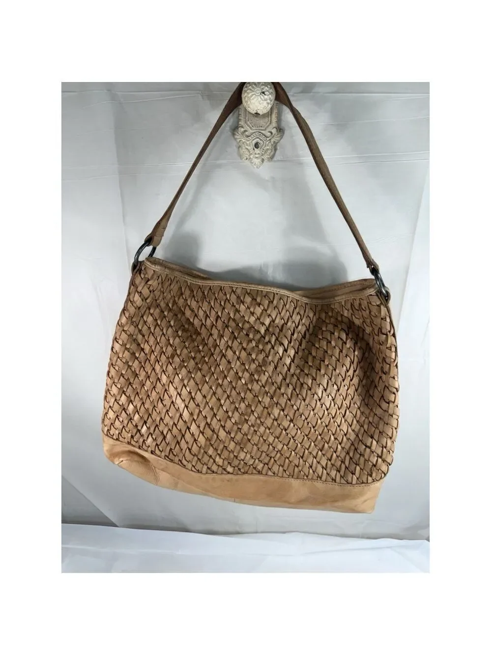 MADE IN INDIA genuine leather basketweave pattern Hobo handbag